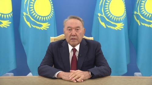Photo of Назарбаев обратился к казахстанской молодежи