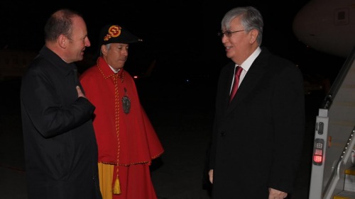 Photo of Президент Казахстана прилетел в Швейцарию