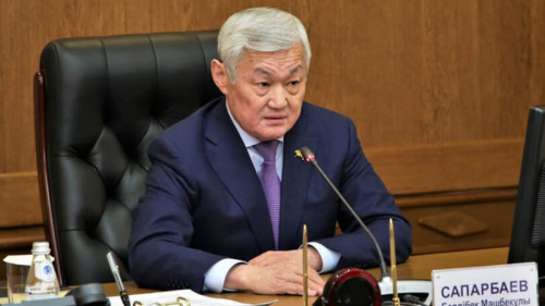 Photo of Аким Сапарбаев не назвал размер своей зарплаты