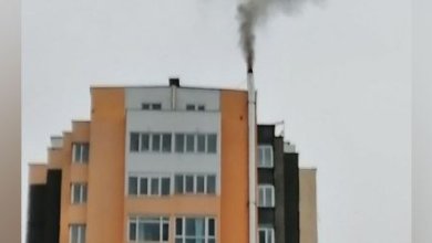 Photo of В Киеве многоэтажки начали отапливать дровами