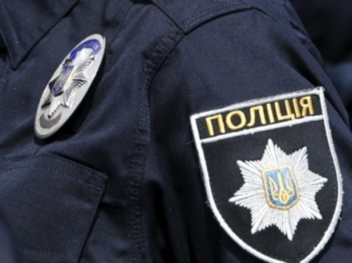 Photo of В Киеве «рванула» труба на улице Бетховена. Полиция перекрыла движение
