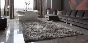 Модная тенденция дизайна комнат – длиноворсовые ковры
