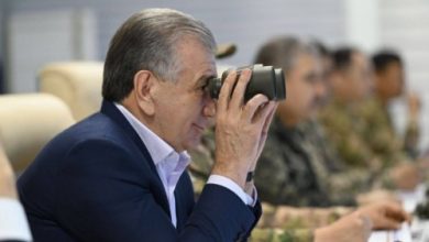 Photo of В Сурхандарье Шавкат Мирзиёев наблюдал за батальонными тактическими учениями