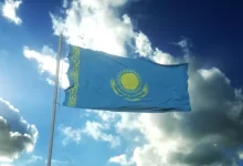 Photo of Флаг Казахстана: новые правила размещения в жилищах и организациях