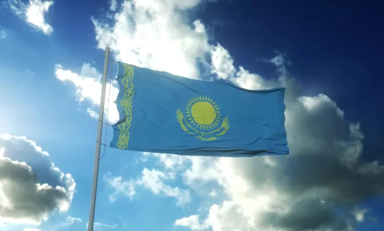 Photo of Флаг Казахстана: новые правила размещения в жилищах и организациях